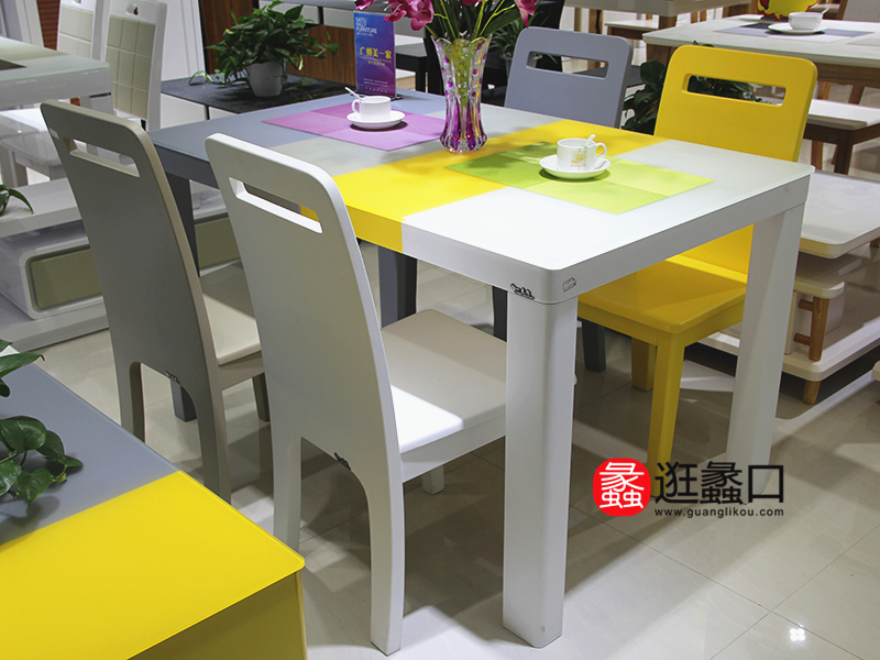  广州·美一家现代简约餐厅白色餐桌椅