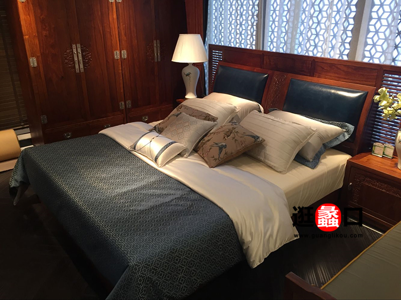 柏逸轩家具新中式卧室双人床布艺软包靠背实木大床婚床