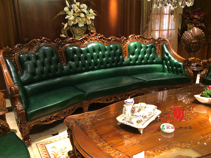 卡洛蔓·润达名家居欧式别墅奢华客厅实木皮多人位实木雕花皮沙发组合