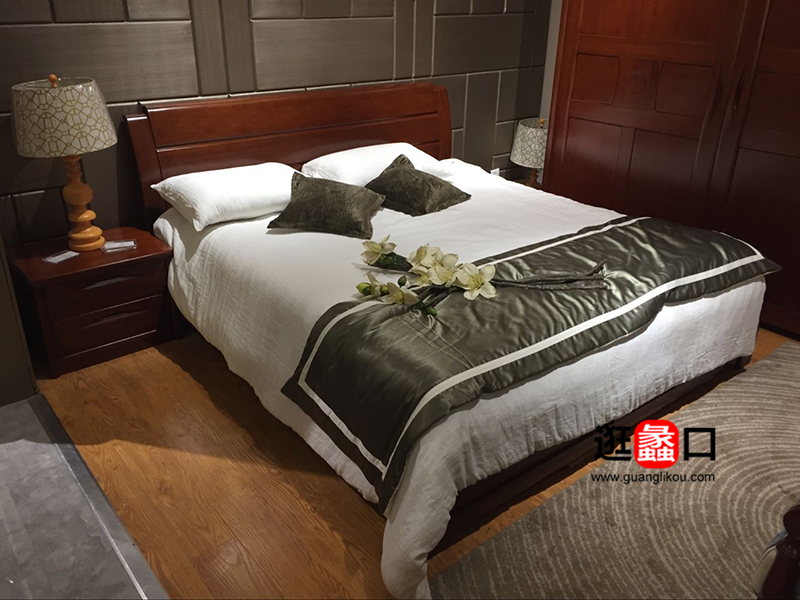迈道家具中式卧室实木双人大床/床头柜