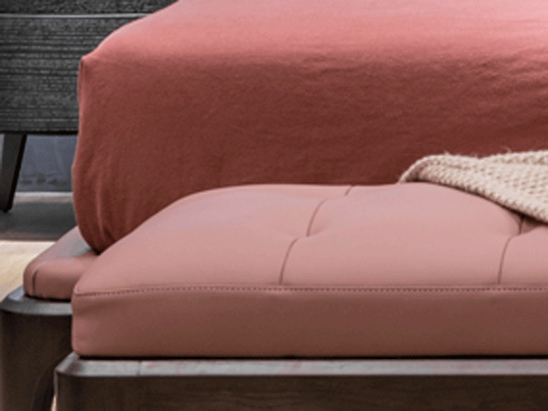 致尚家具意式现代极简卧室床意式卧室床尾凳半皮床尾凳T-612
