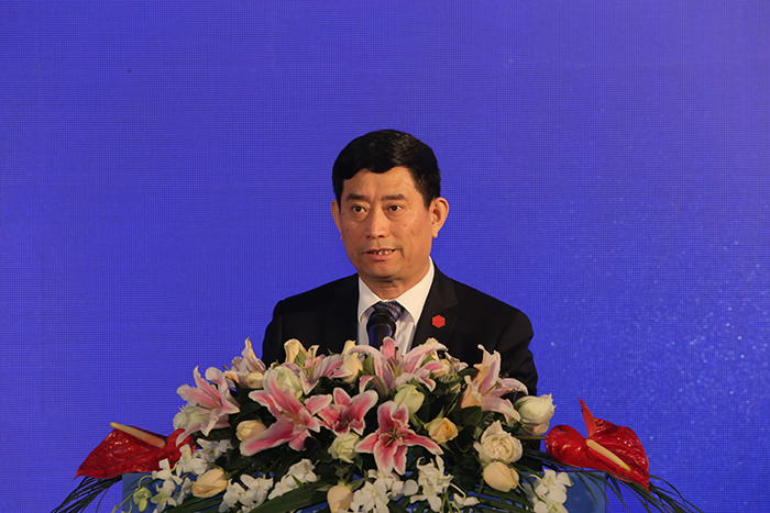 中国家具协会理事长、亚洲家具联合会会长朱长岭先生致辞