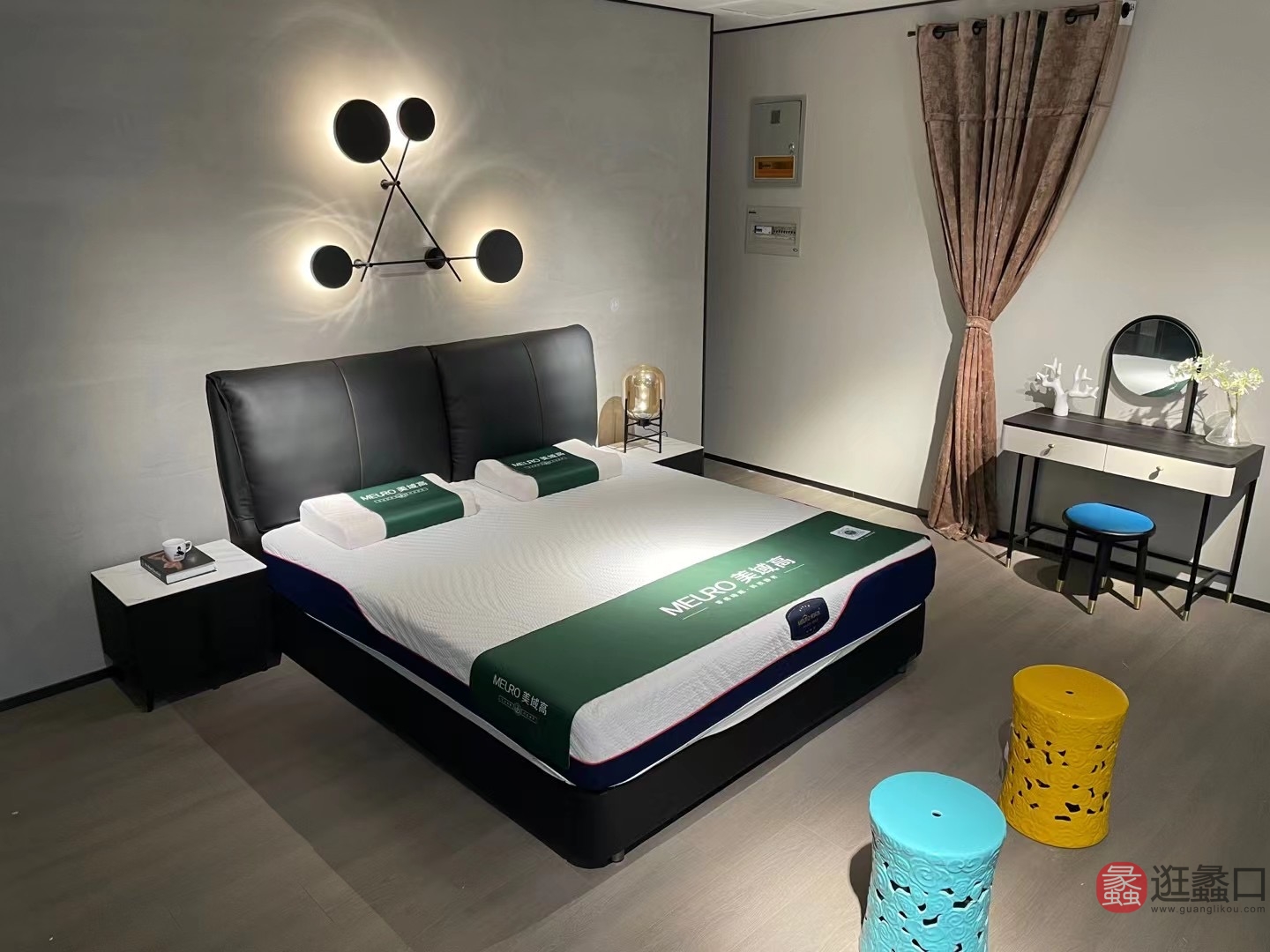 美域高软体家具现代风格卧室双人床（黑色）MYG51710