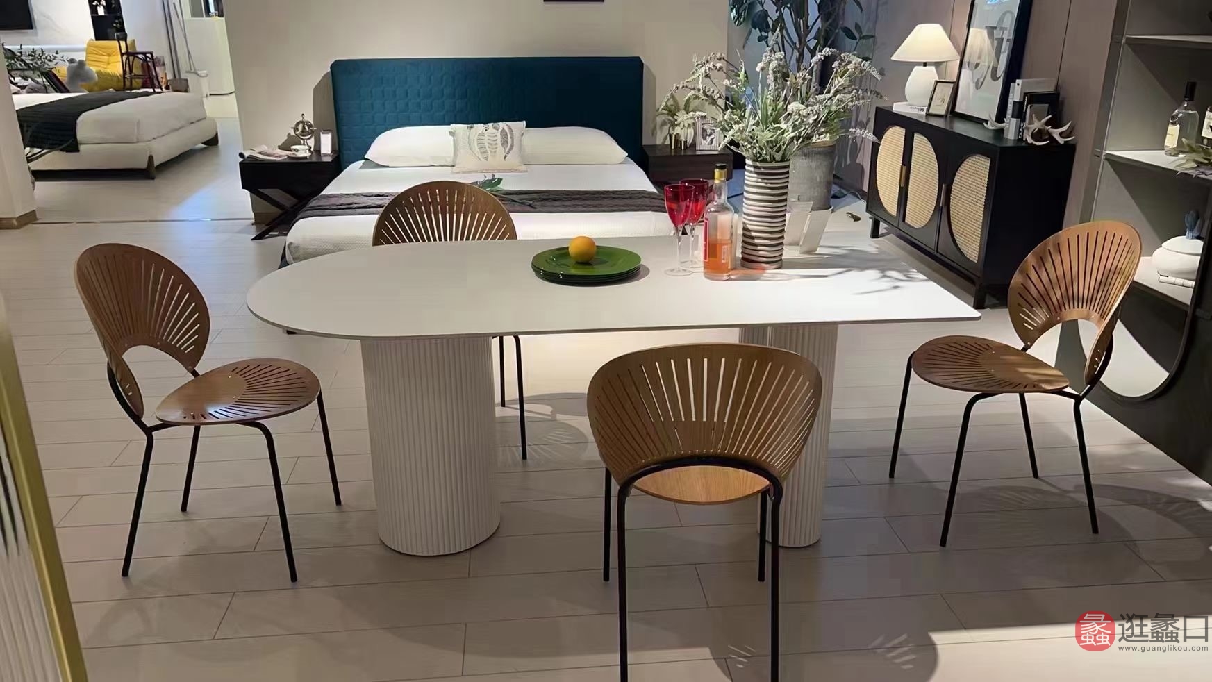 意迪生家具意式极简风格餐厅白色餐桌椅六人位（设计师款）YDS