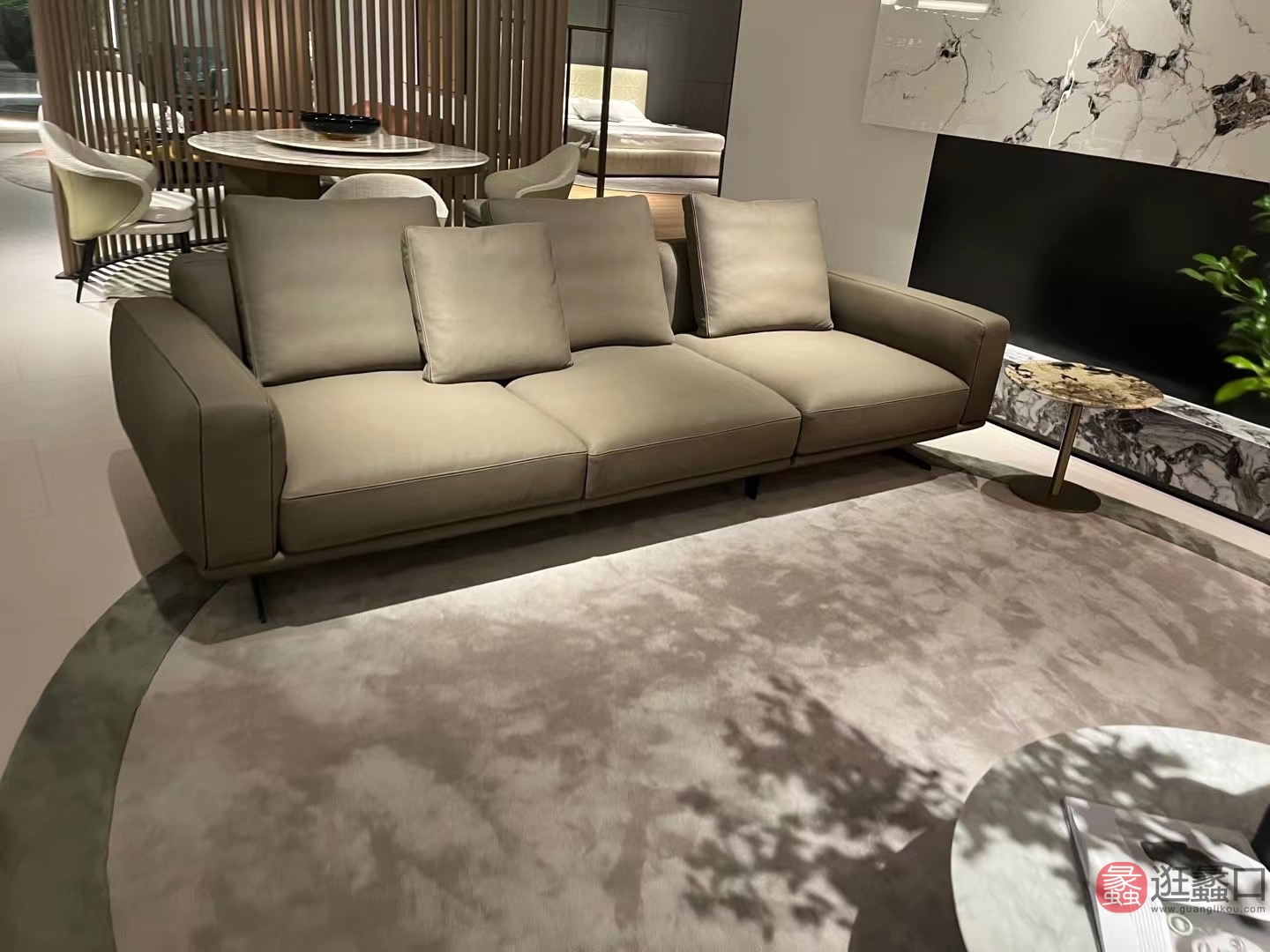 思莱德家具客厅意式极简直排沙发三人位舒适宽敞小户型别墅大平层SLD008