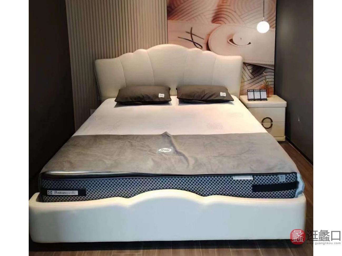 美国丝涟床垫卧室现代轻奢双人床软靠主卧婚床新款SILAN020