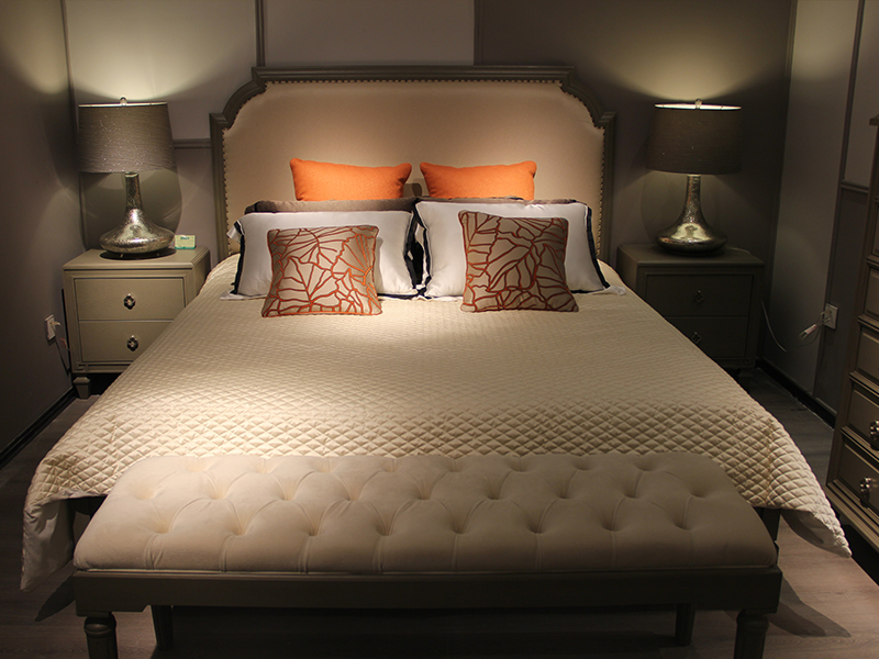 卡特维拉美式卧室纯实木床+床尾凳组合